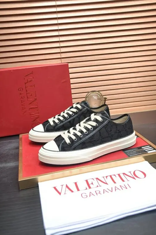 valentino decontractees chaussures pour homme s_1231000